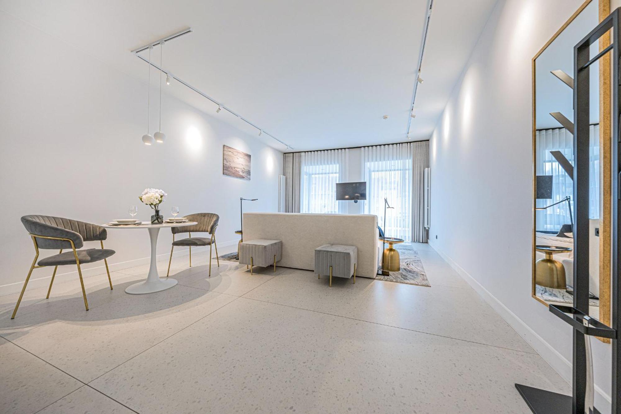 غدانسك Rent Like Home - Apartament Deo Plaza - Old Town المظهر الخارجي الصورة